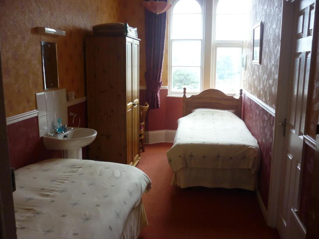 Ashwood Grange Bed and Breakfast Torquay Exteriör bild