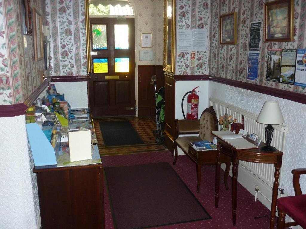 Ashwood Grange Bed and Breakfast Torquay Exteriör bild