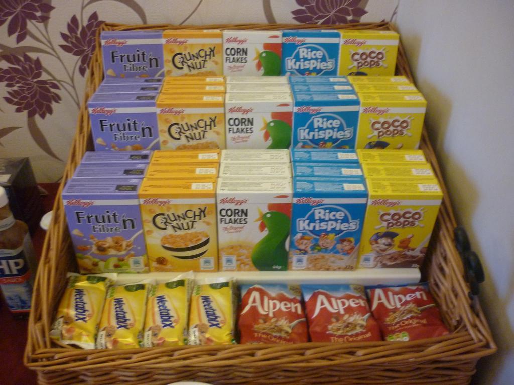 Ashwood Grange Bed and Breakfast Torquay Exteriör bild