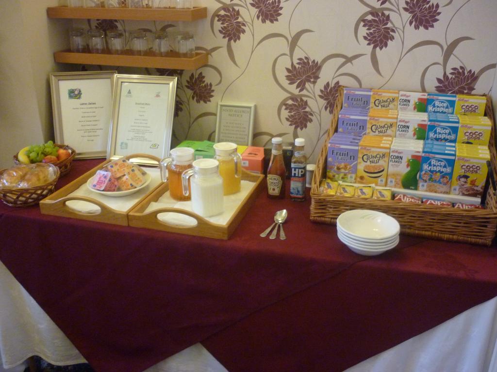 Ashwood Grange Bed and Breakfast Torquay Exteriör bild