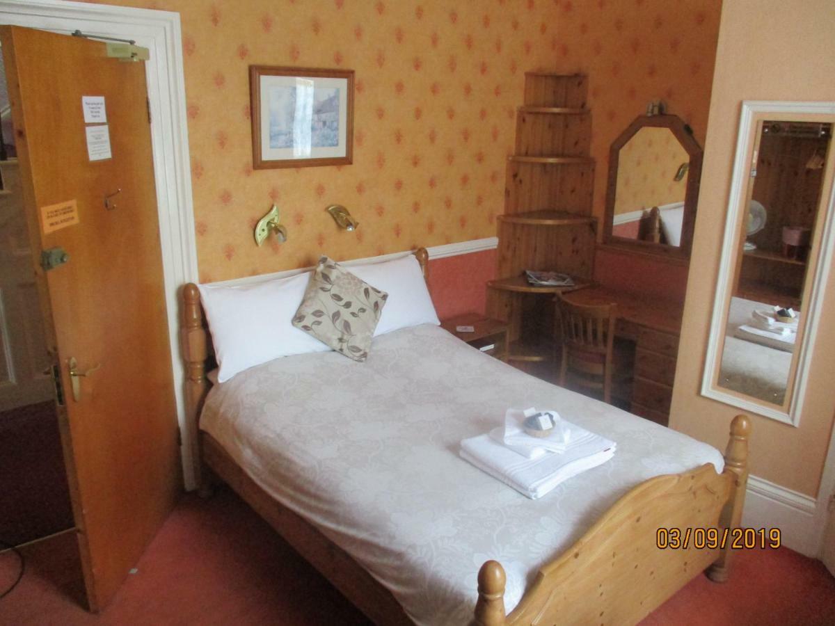 Ashwood Grange Bed and Breakfast Torquay Exteriör bild